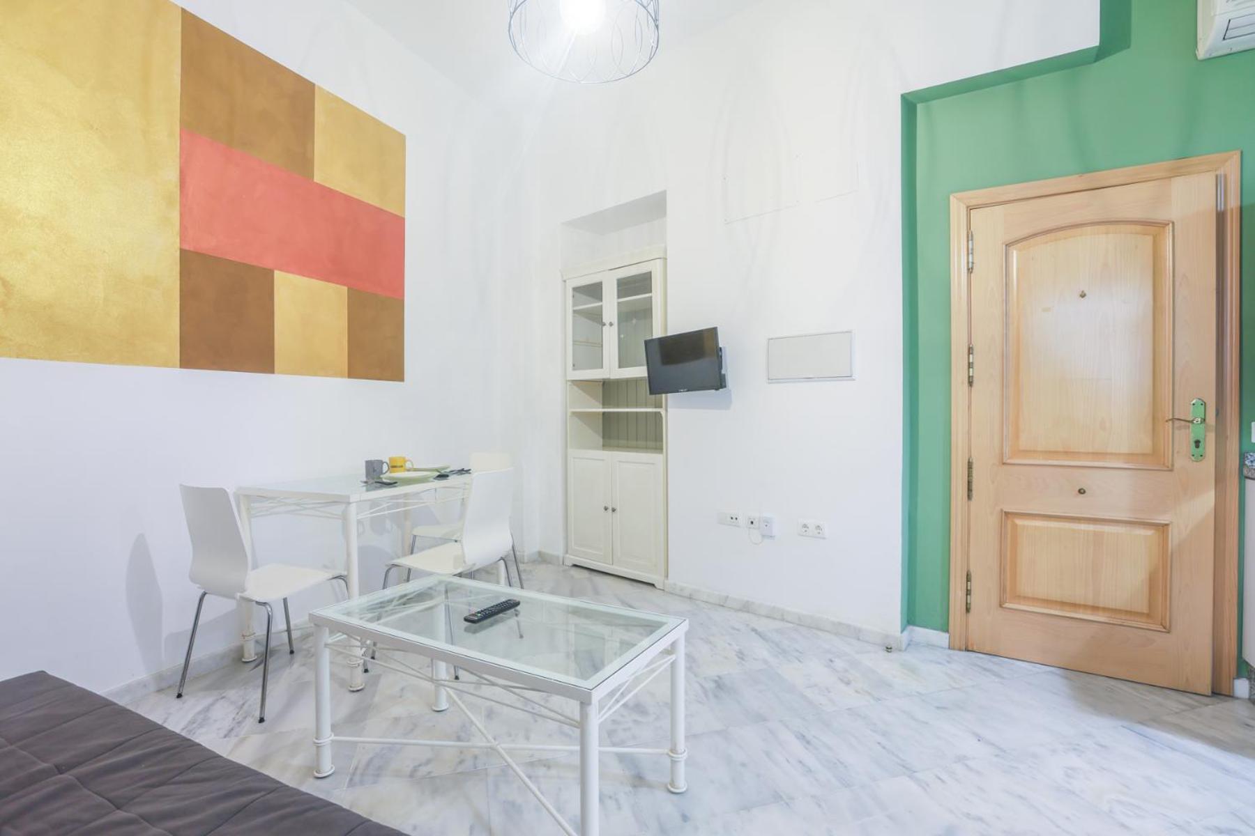 Galindo Center Premium Suites, Free Parking Siviglia Esterno foto