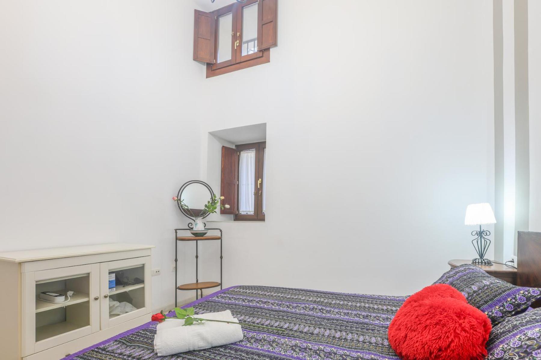 Galindo Center Premium Suites, Free Parking Siviglia Esterno foto