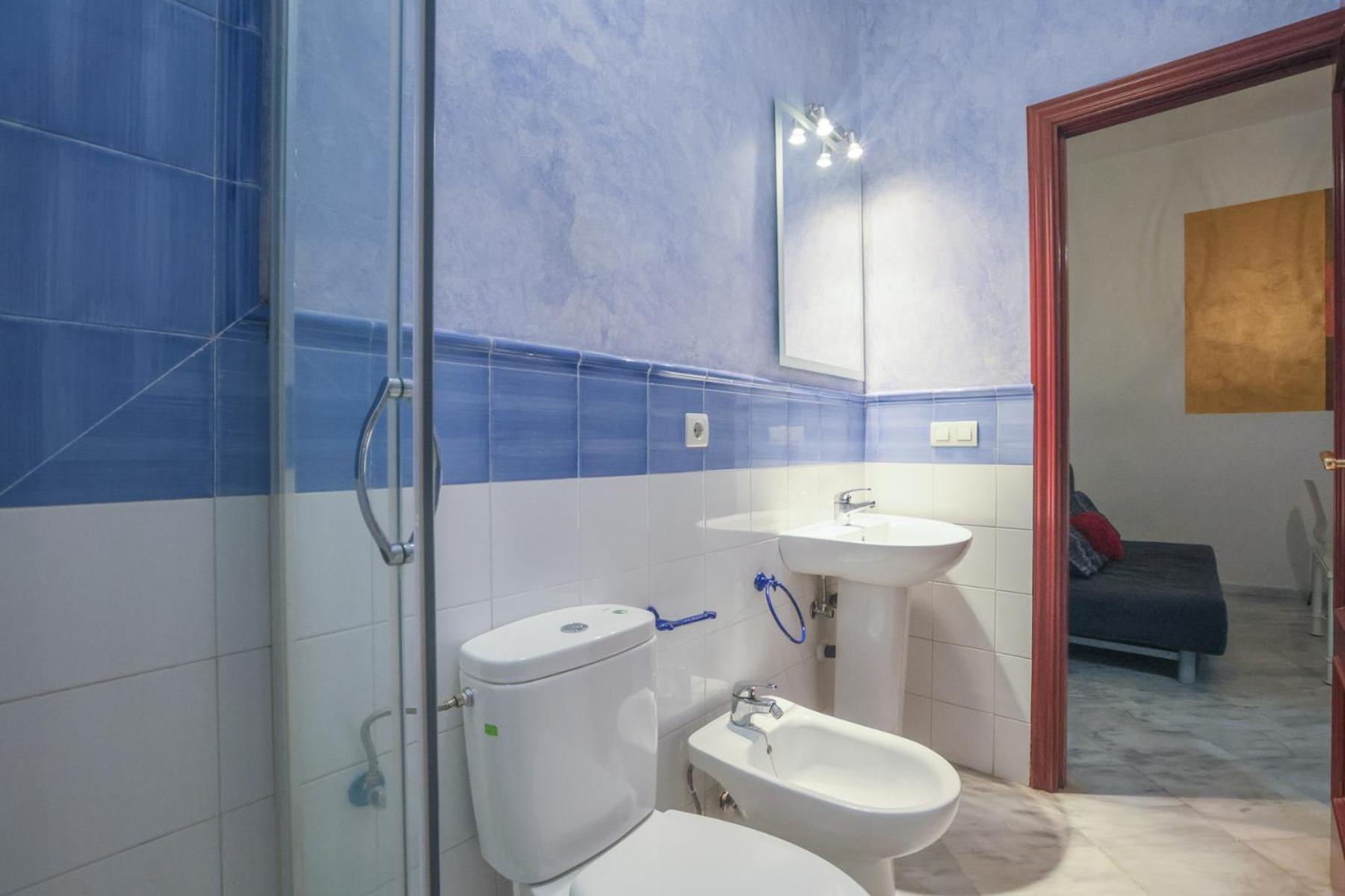 Galindo Center Premium Suites, Free Parking Siviglia Esterno foto