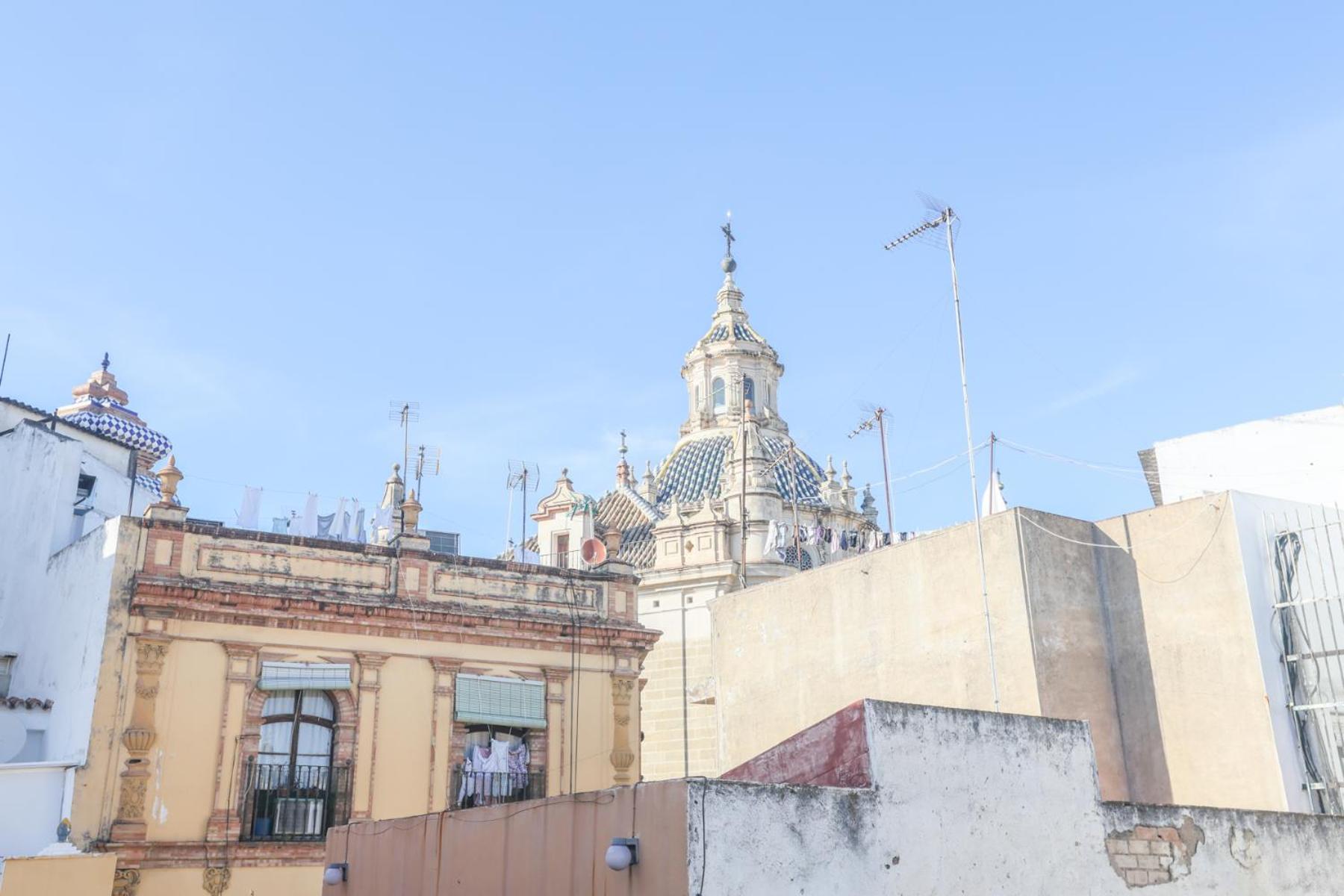 Galindo Center Premium Suites, Free Parking Siviglia Esterno foto